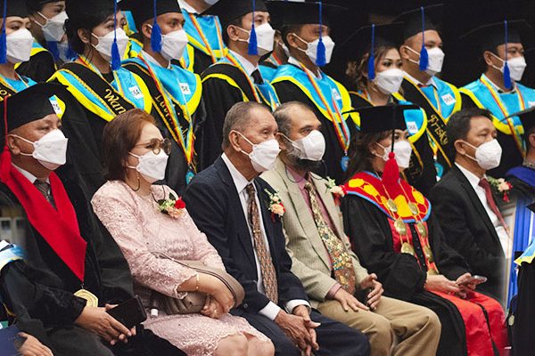 Wisuda UNPI